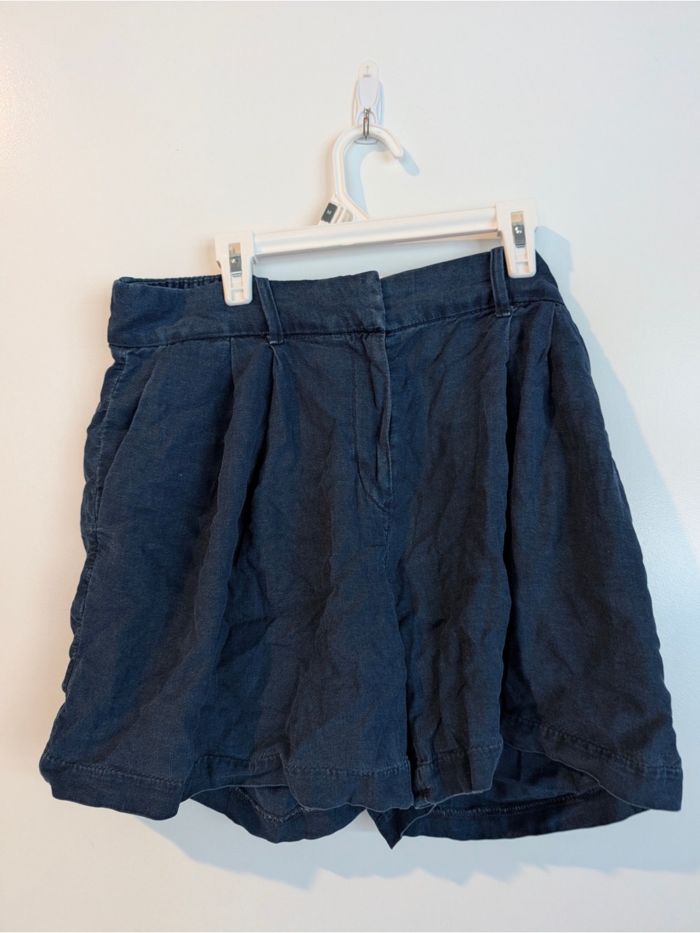 American Eagle High-Rise Trouser Shorts